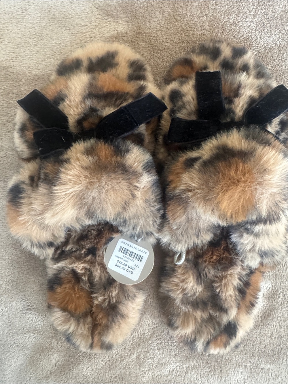 Anthropologie Leopard-Print Faux Fur Kids Slippers with Black Velvet Bow